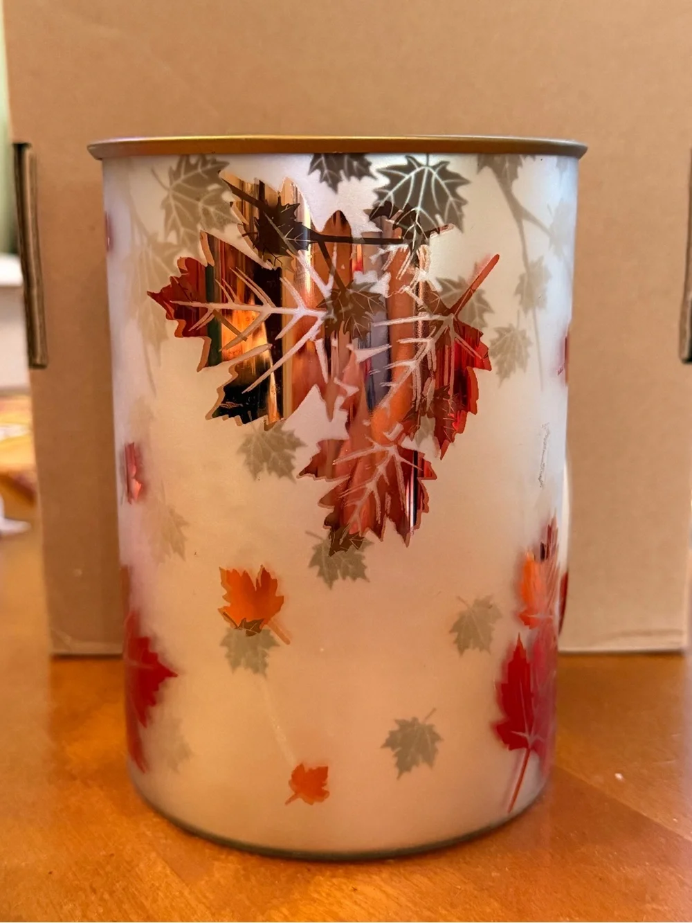 Yankee Candle Autumn Leaf Glass Warmer in Orange and Red